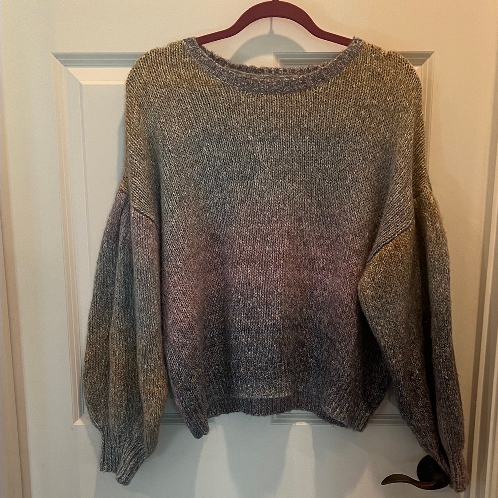 Relaxed Ombre Crewneck Sweater in Gray and Lavender